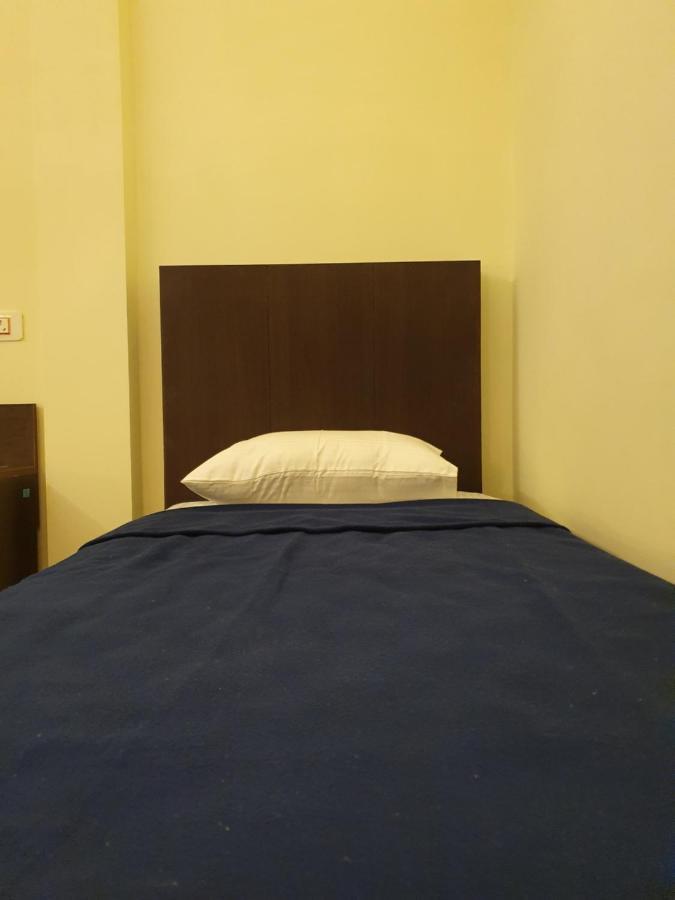 Sri Lakshmi Palace A/C Otel Suluru Dış mekan fotoğraf